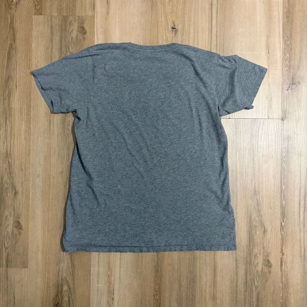 Patagonia Gray T Shirt Size Medium Gorpcore Outdoor Normcore Hiking Outside Eco - Picture 4 of 4
